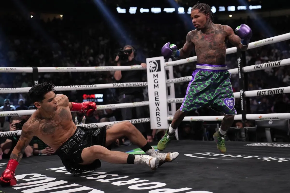 Gervonta Davis đánh bại Ryan Garcia bằng knock-out để tiếp tục bất bại - Los Angeles Times