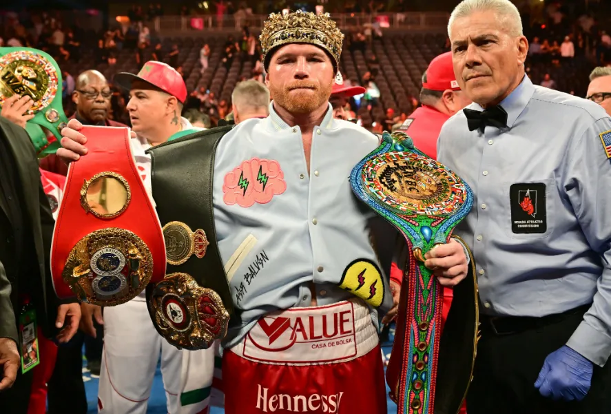 Sự thăng tiến không thể ngăn cản: Hành trình phi thường của Saul 'Canelo' Alvarez đến đỉnh cao của sự vĩ đại trong quyền anh! - Tin tức quyền anh