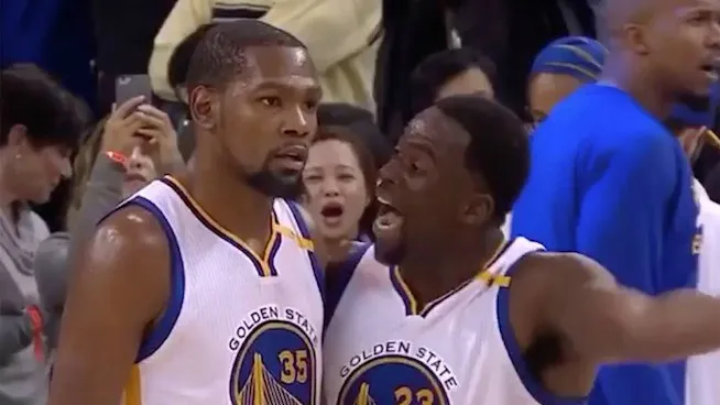 image_675a3e35121f1 "Cold War" ends; Draymond Green is surprised by Kevin Durant's message.