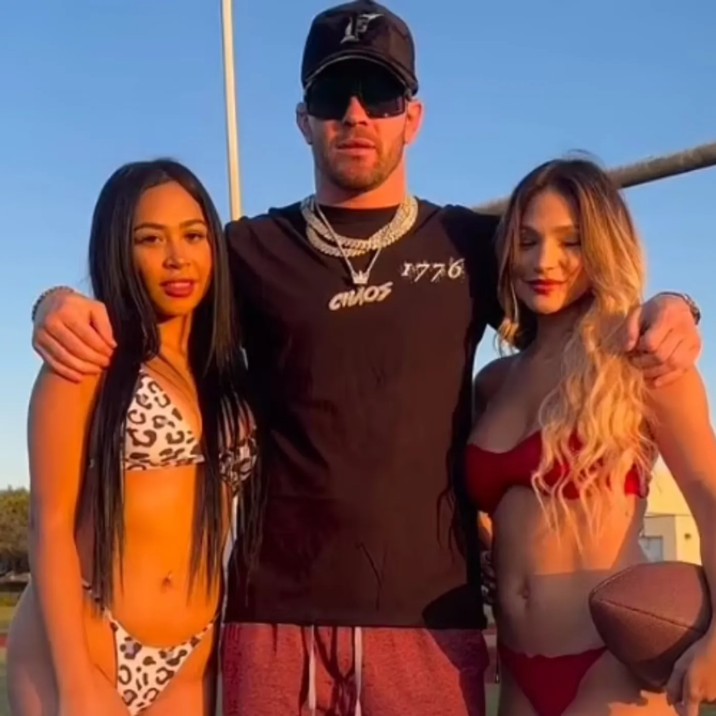 image_675a4b93d81cc Colby Covington was spotted dating multiple women simultaneously.