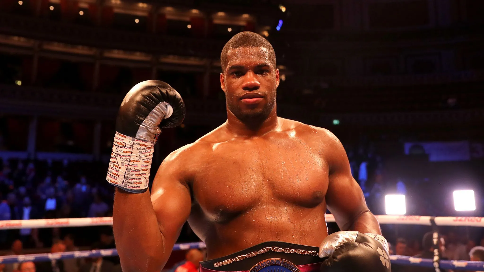 Daniel Dubois wins Commonwealth heavyweight title with first-round stoppage  against Ebenezer Tetteh | Boxing News | Sky Sports