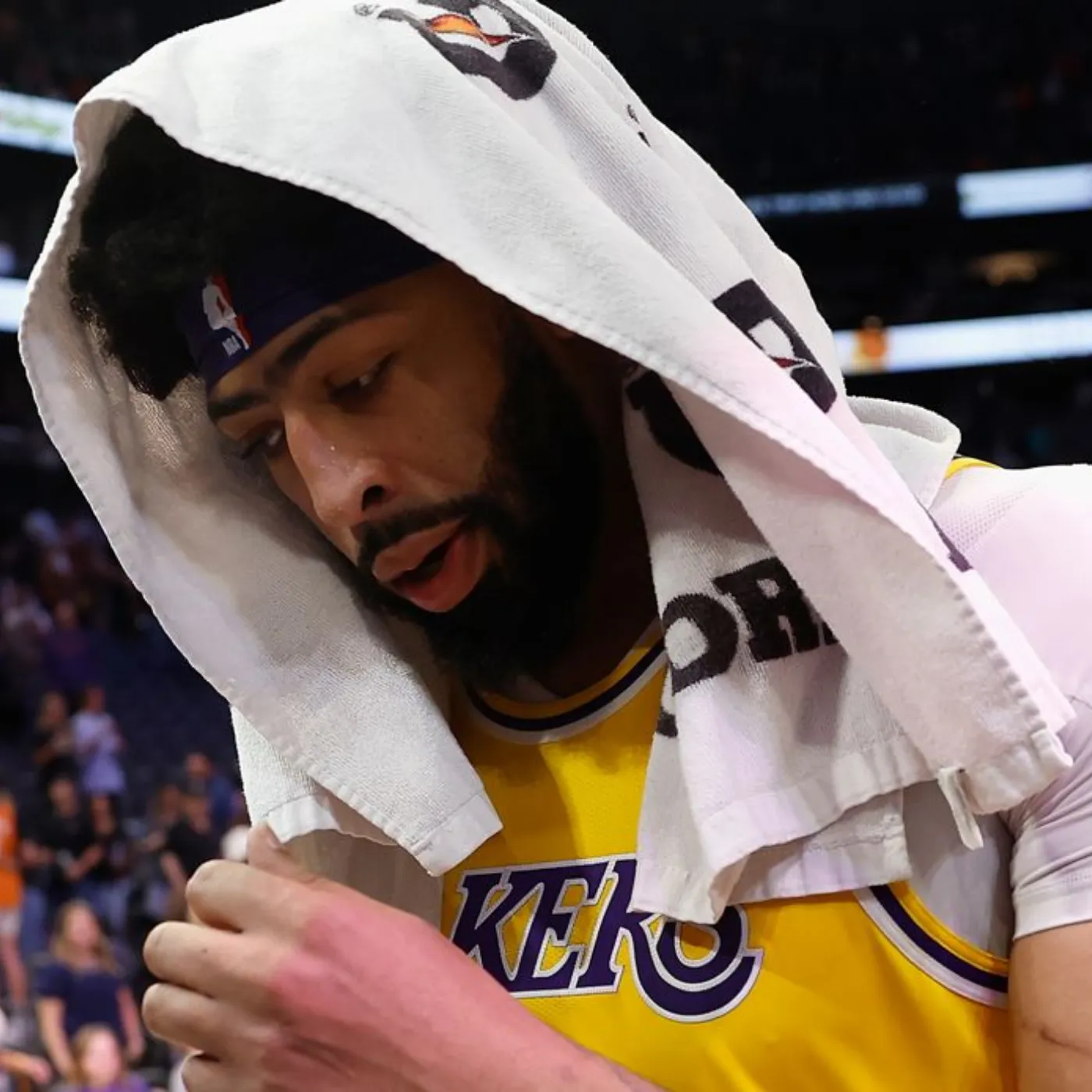 image_675cf3b021e1a Anthony Davis’ Achilles Woes Keep Him Off the Court—Lakers Fans Start Asking - “When Will He Be Back?”