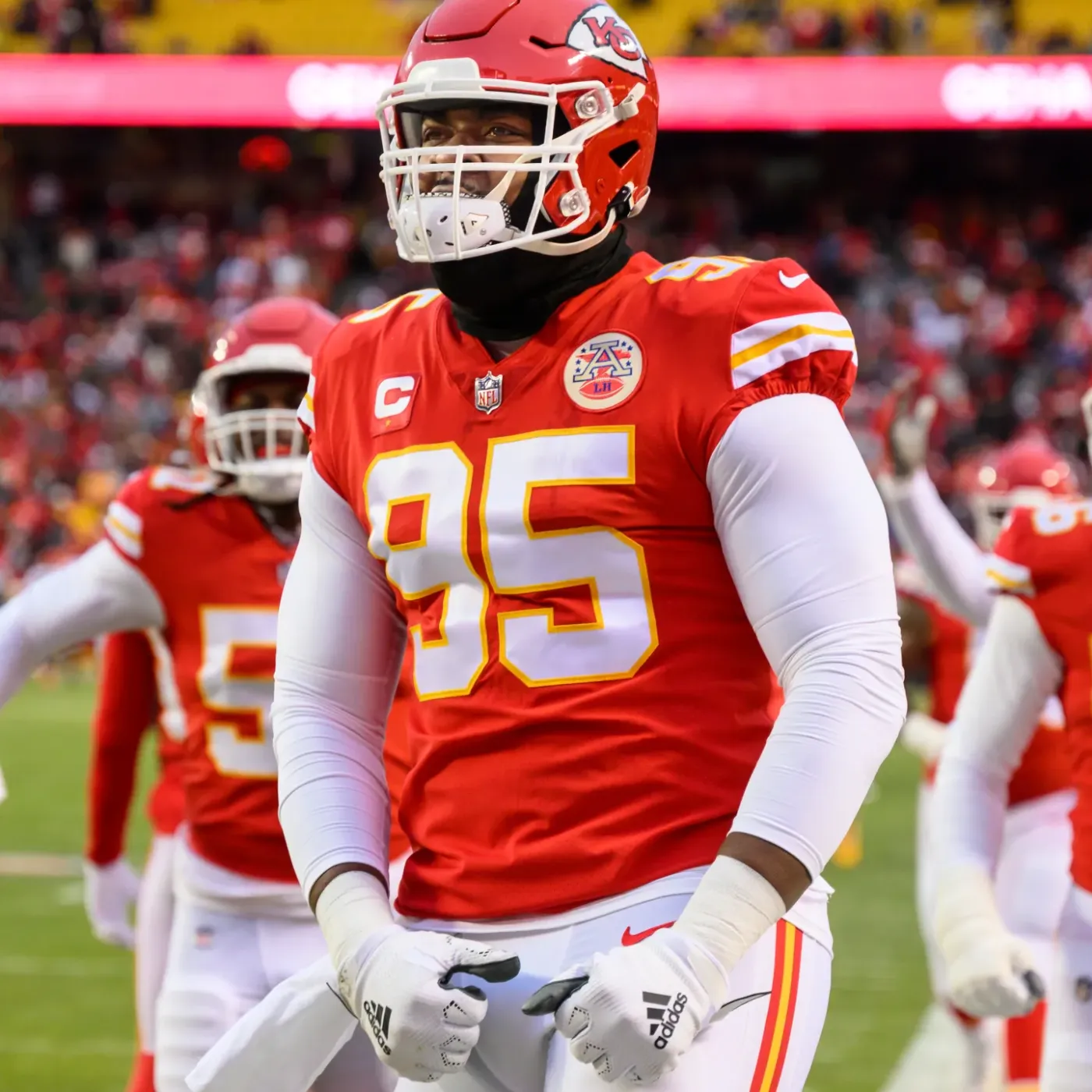 image_675f8b82c95da Defensive Tackle Chris Jones on Close Games: 'A Win is a Win'