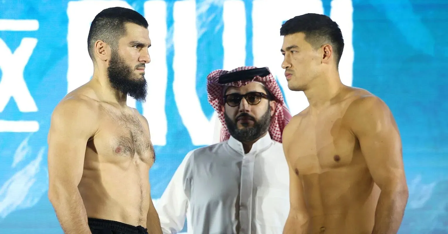 Artur Beterbiev vs Dmitry Bivol Live Scorecard - Seconds Out