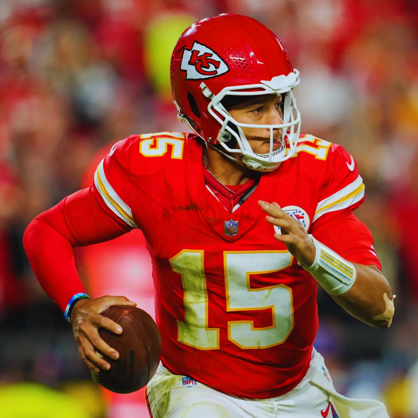 image_6760db32cbb8d Why Patrick Mahomes No-Look Passes Are Just Arrogant Showboating