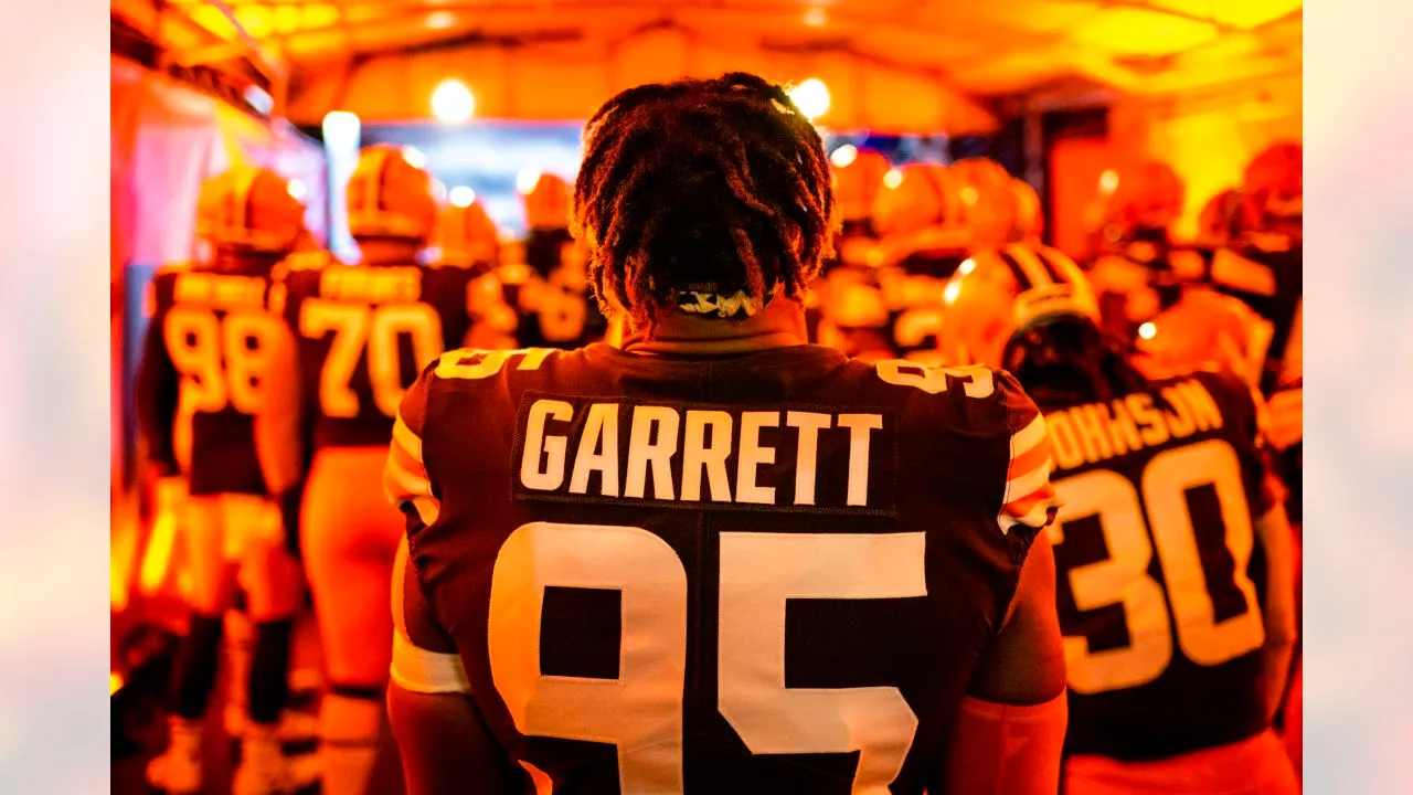 image_676284b10c536 Myles Garrett and the Browns Defense Face Their Biggest Challenge Yet