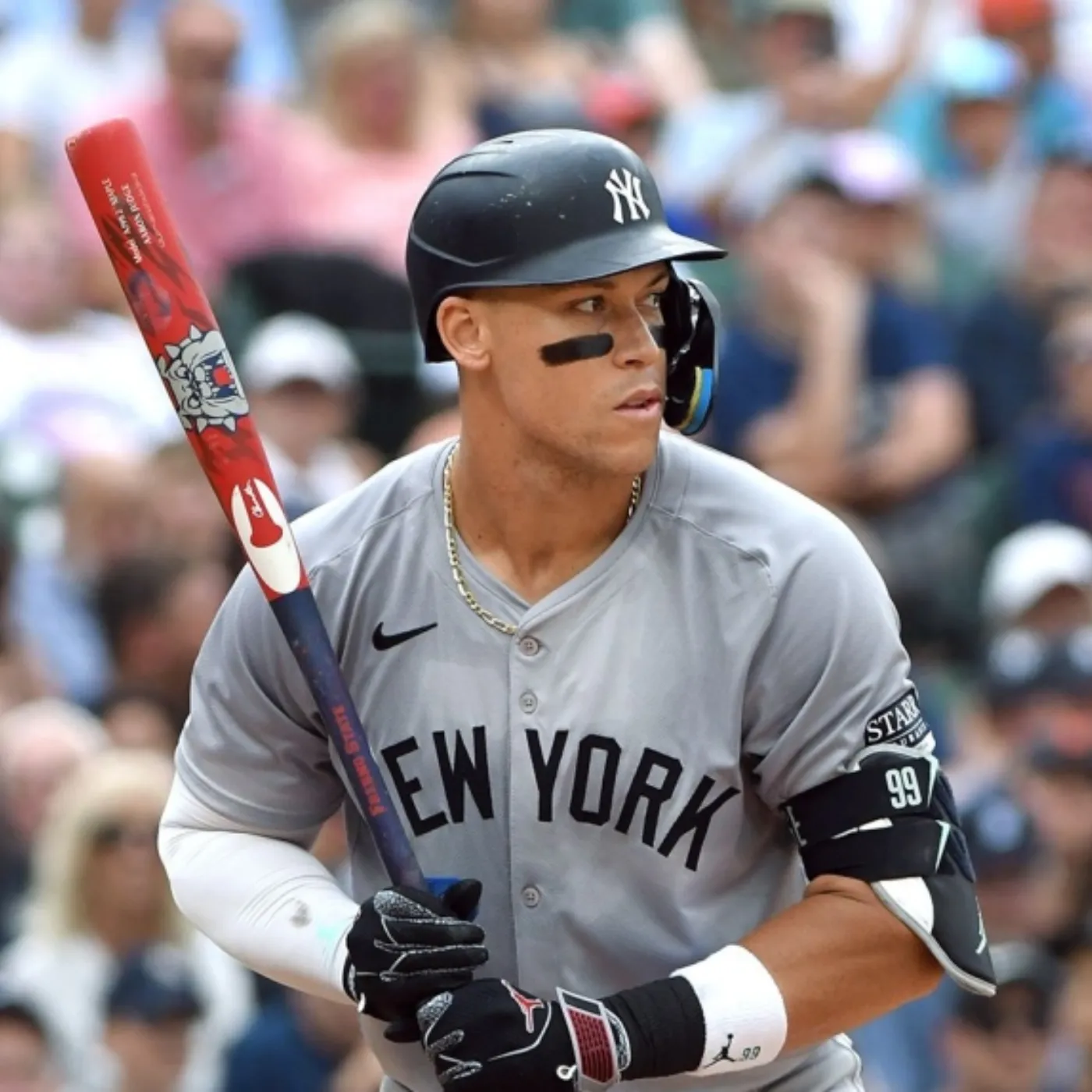 image_67652f220c39f Aaron Judge: The Yankees' Savior or Another Overpaid Star?