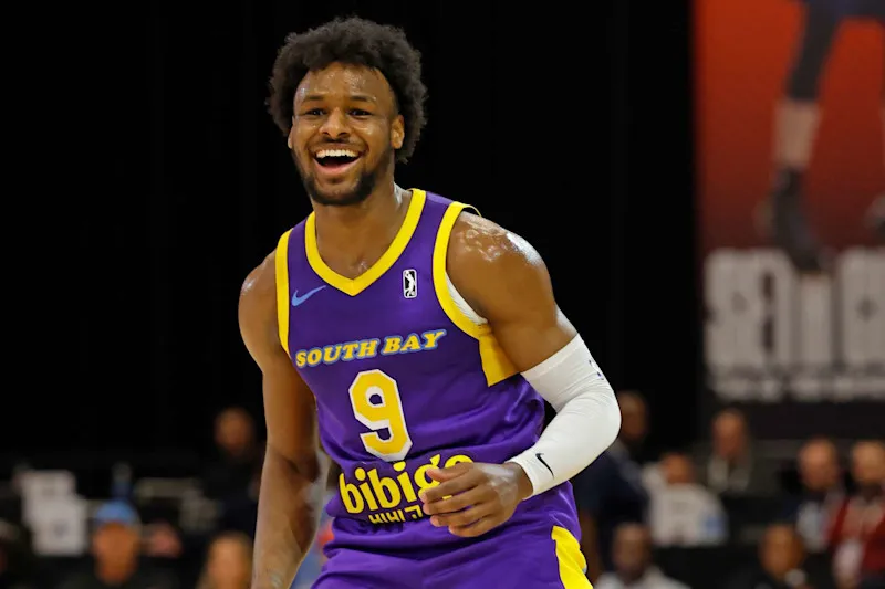 Bronny James Wows NBA Fans in G League Showcase Debut Despite Lakers' Loss  to Swarm | News, Scores, Highlights, Stats, and Rumors | Bleacher Report