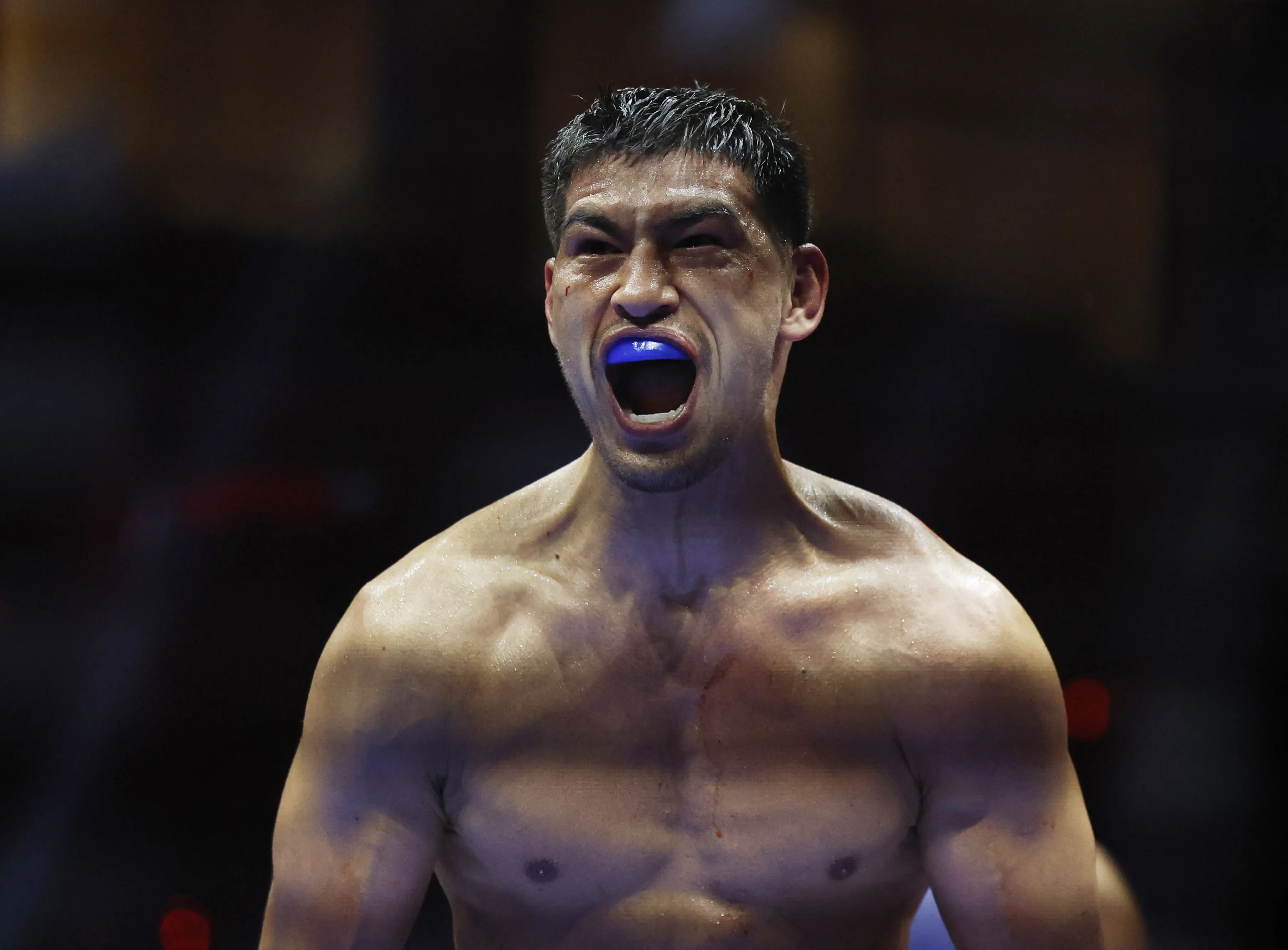 Bivol stops Zinad to retain WBA light-heavyweight title, Beterbiev next |  Reuters