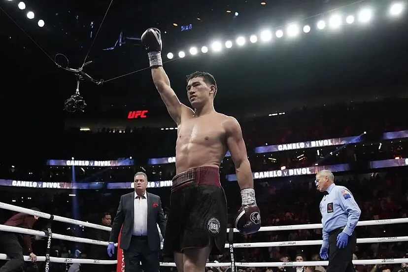 Dmitry Bivol record: KOs, defeats, age, weight and all his stats | Marca