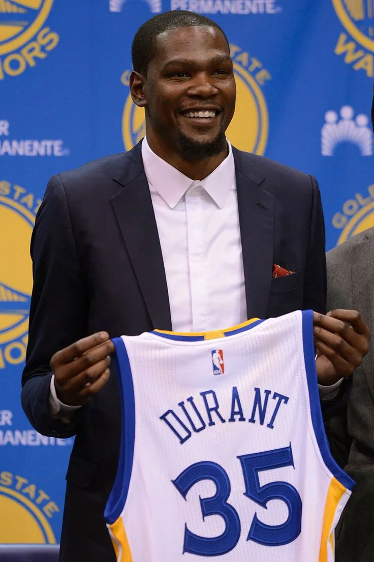 image_676cff610d8ba Kevin Durant's followers feel his transfer to Golden State was a waste of ability.