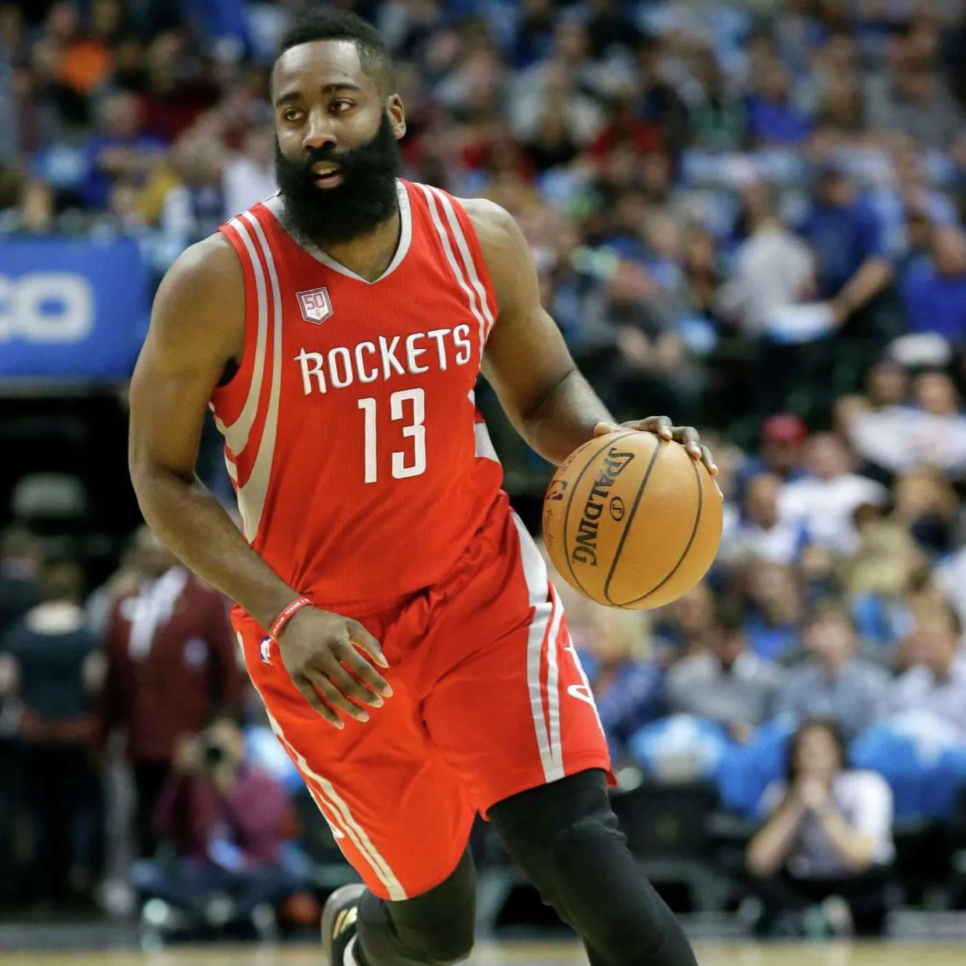 image_676d0f02efa8d James Harden shocks with his unusual style in the NBA