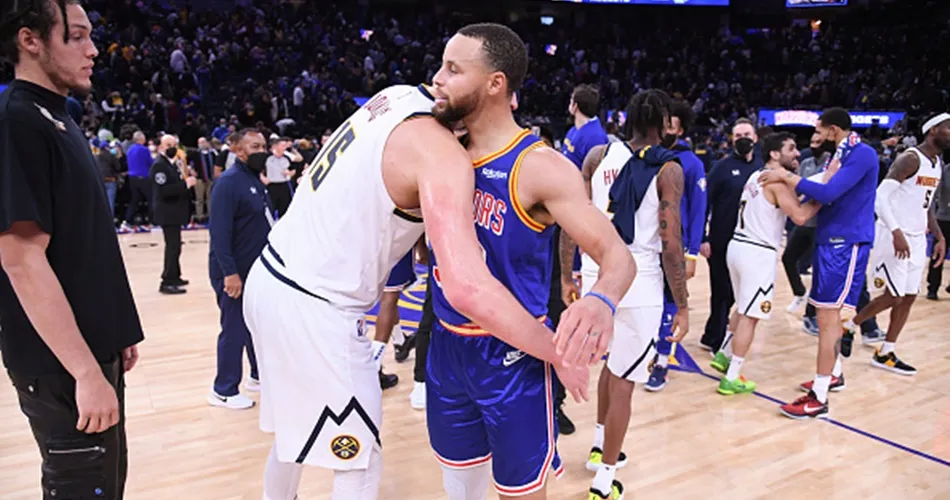 image_676f751003b74 Stephen Curry says it's weird being on the same team as Nikola Jokic