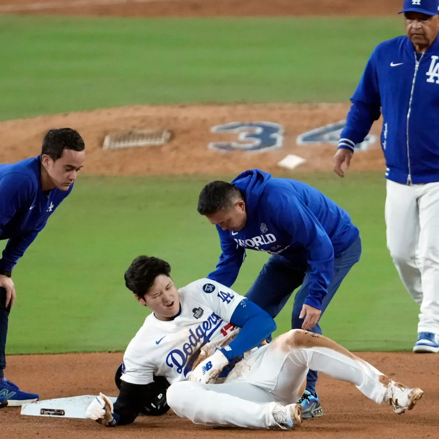 image_67725c37aeb17 Freddie Freeman and Dodgers Teammates React to Shohei Ohtani’s Shoulder Injury During the World Series