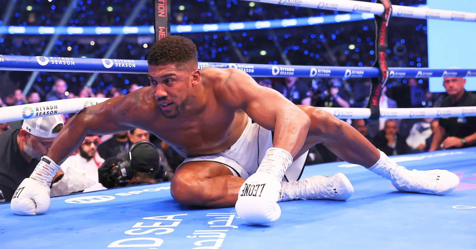 image_6772623c24a7a Anthony Joshua is back in Nigeria, preparing to face Tyson Fury in 2025. His return to his roots has major implications for his upcoming fight. To find out more inside information, click the link.