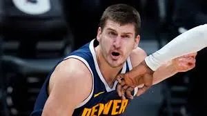 image_677368a638925 Nikola Jokic expresses dissatisfaction with teammates following loss against New Orleans Pelicans.