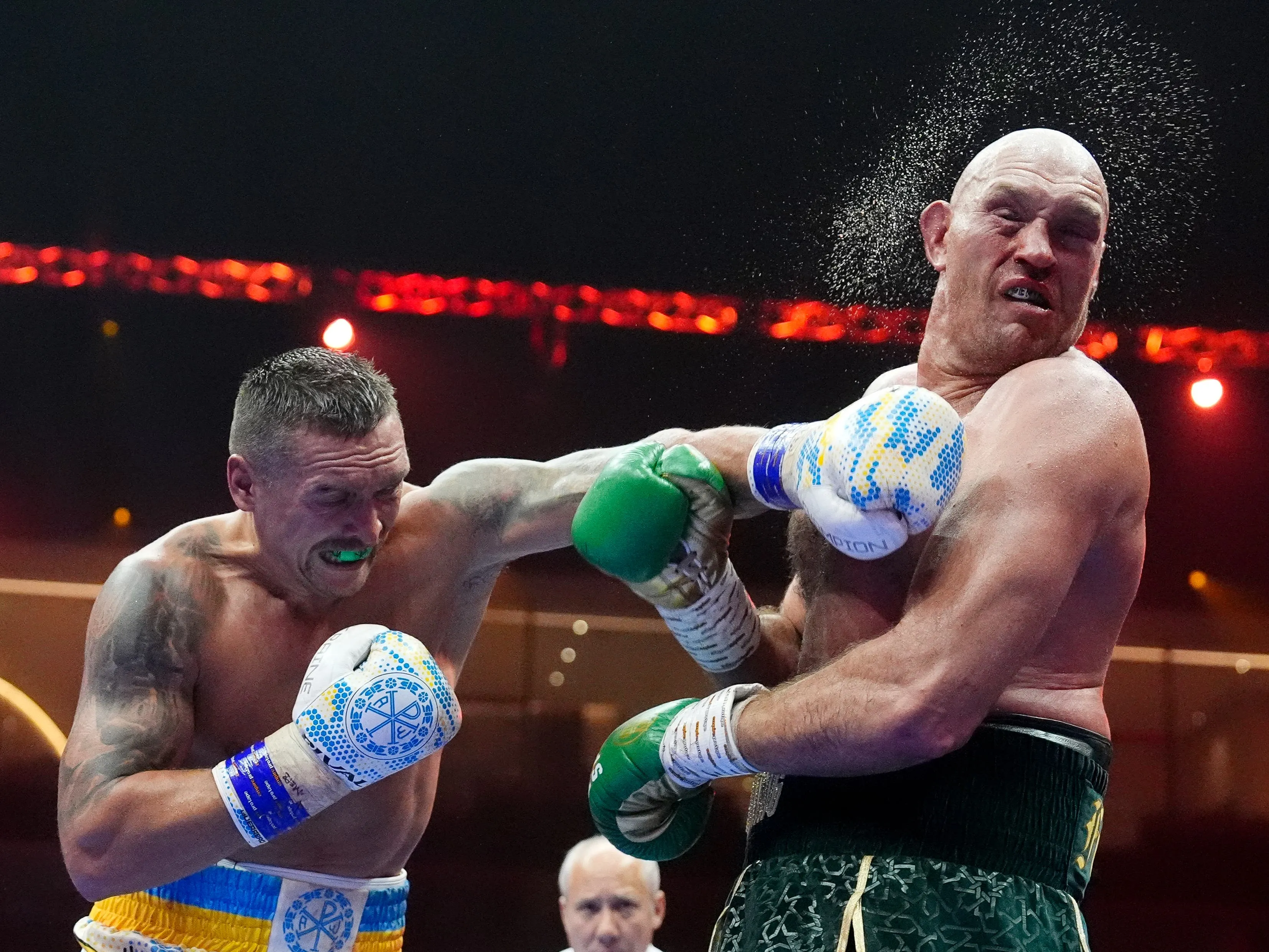 Fury vs Usyk 2 ngày được xác nhận khi Saudis hoãn trận tái đấu | The Independent