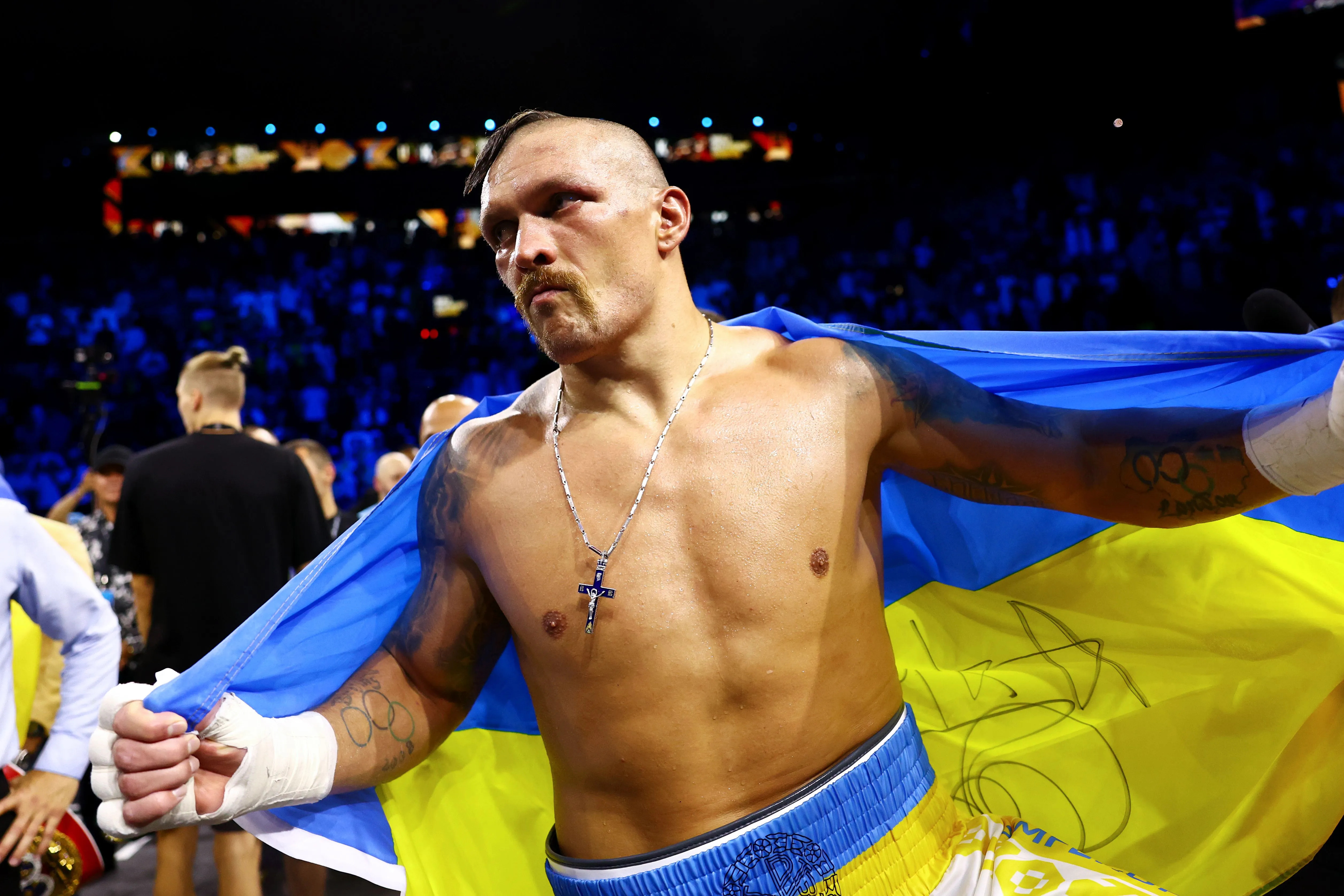 image_67761582abf75 Oleksandr Usyk is the most liked and respected boxing living legend of all time