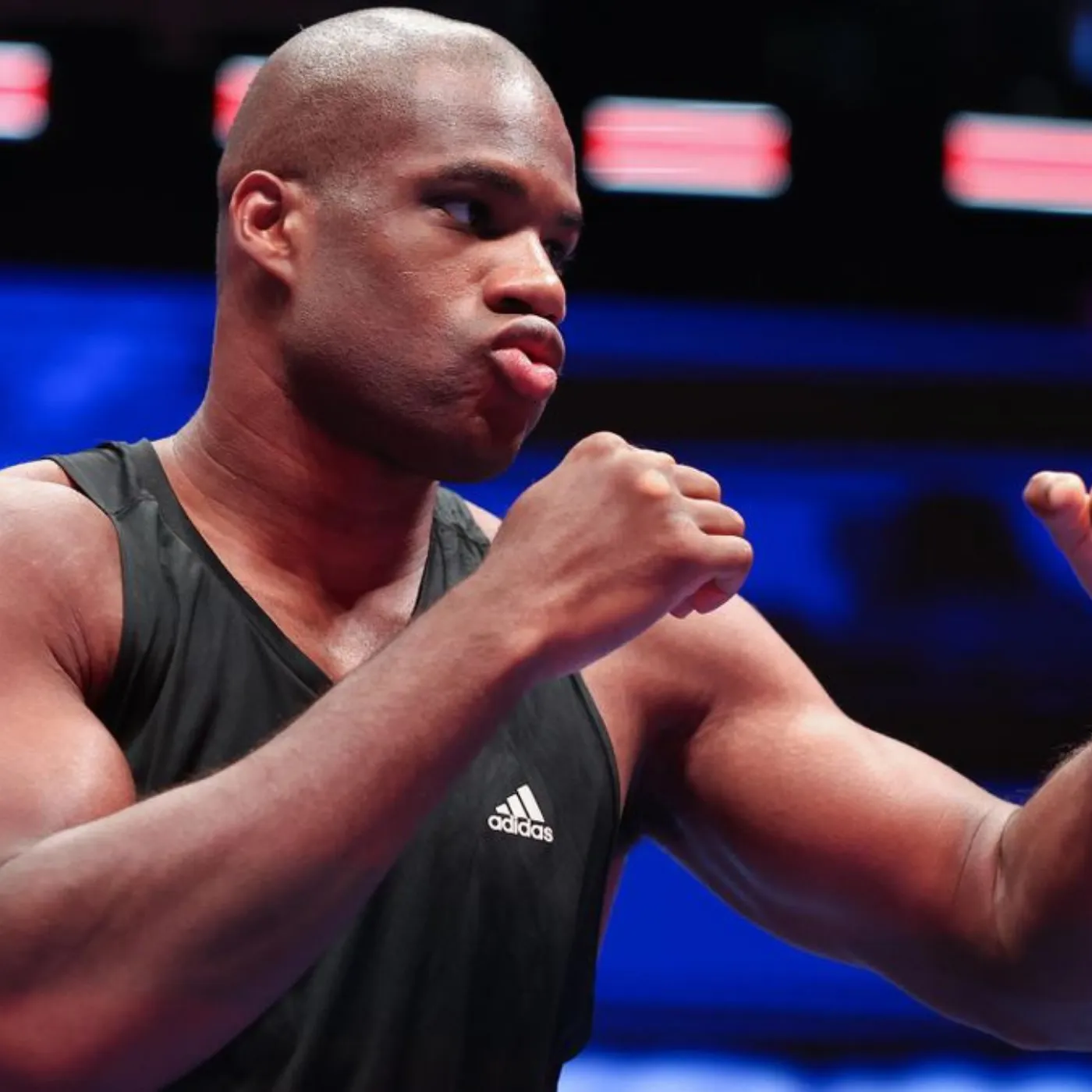 image_6777635277d45 Daniel Dubois’ Trainer Sparks Drama with Comments Supporting Joshua and Doubting Dubois