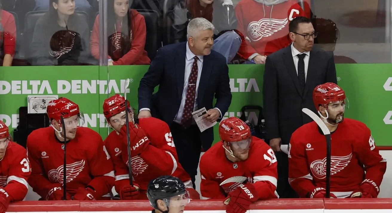 image_67853e33a9f04 Red Wings Extend Winning Streak to Seven, McLellan Calls for Greater Consistency