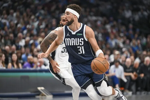 image_6785cf7747767 Klay Thompson said he is enjoying the truly challenging moment of the Mavericks' temporary leadership.