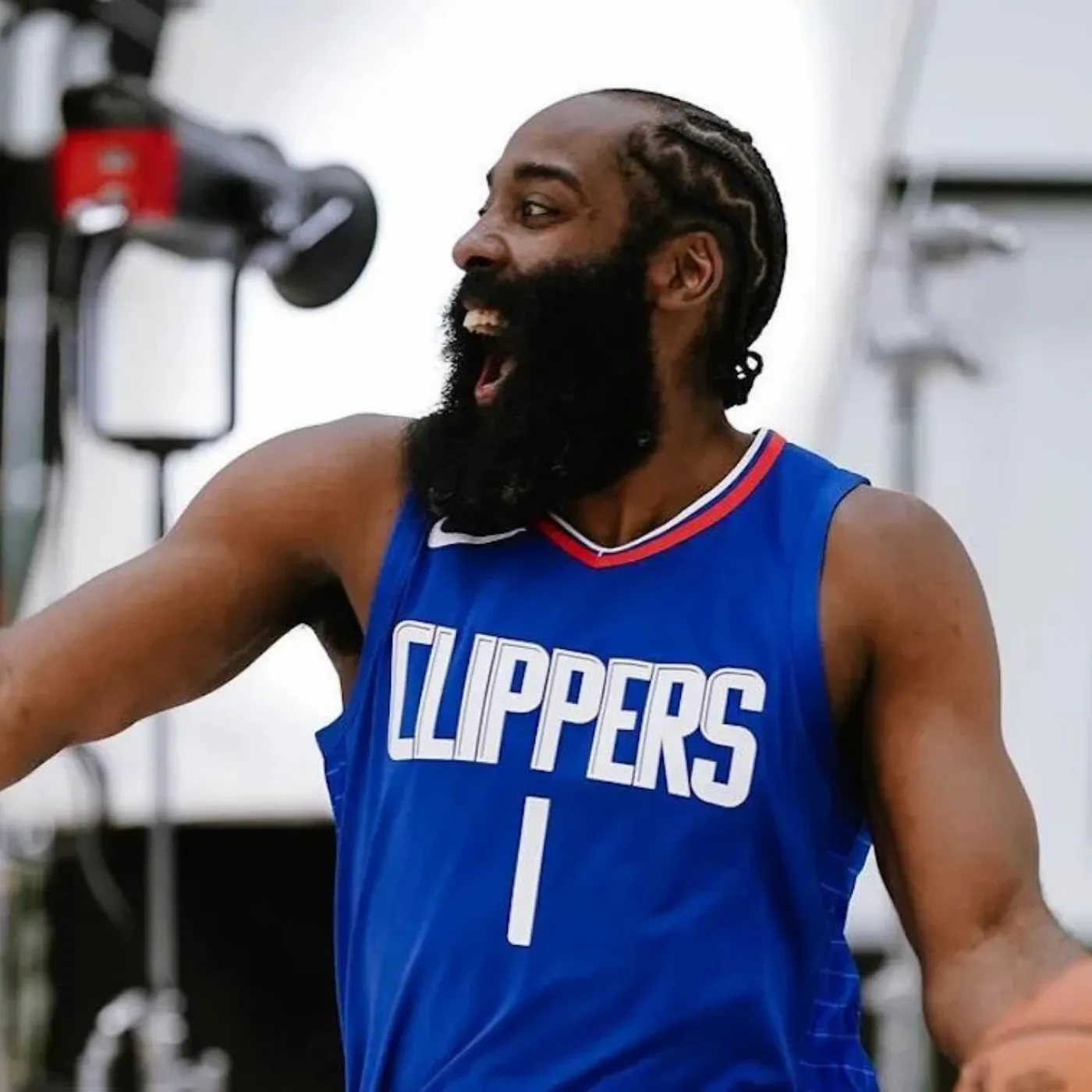 image_678613b4dbe09 James Harden Sparks Clippers’ Playoff Dreams with LA Strong Masterclass