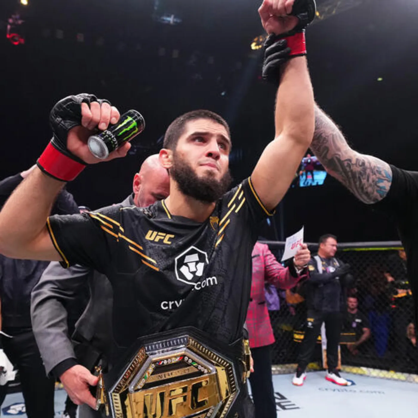 image_678b1d44163f9 Islam Makhachev Dominates Renato Moicano to Retain UFC Lightweight Championship