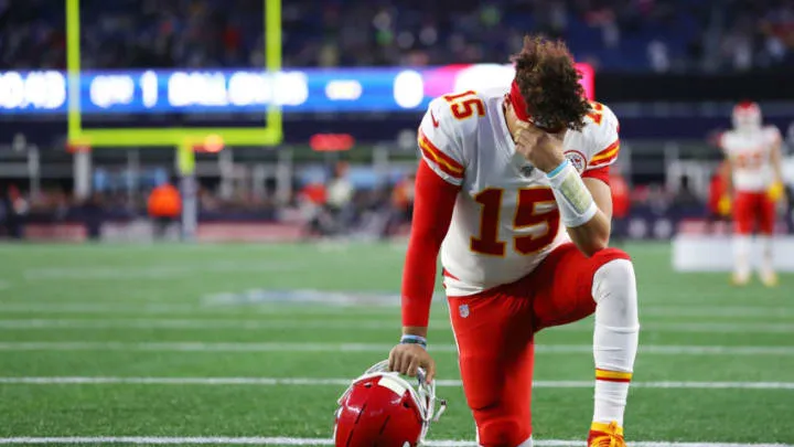 Patrick Mahomes says new extension with Chiefs limits his physical  activities