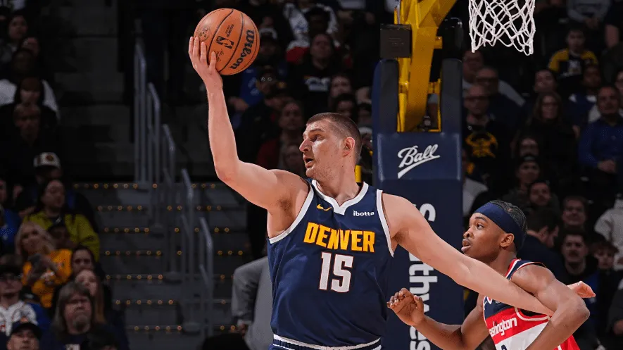 Jokic, do Denver Nuggets, é eleito o MVP da NBA pela terceira vez na  carreira | CNN Brasil