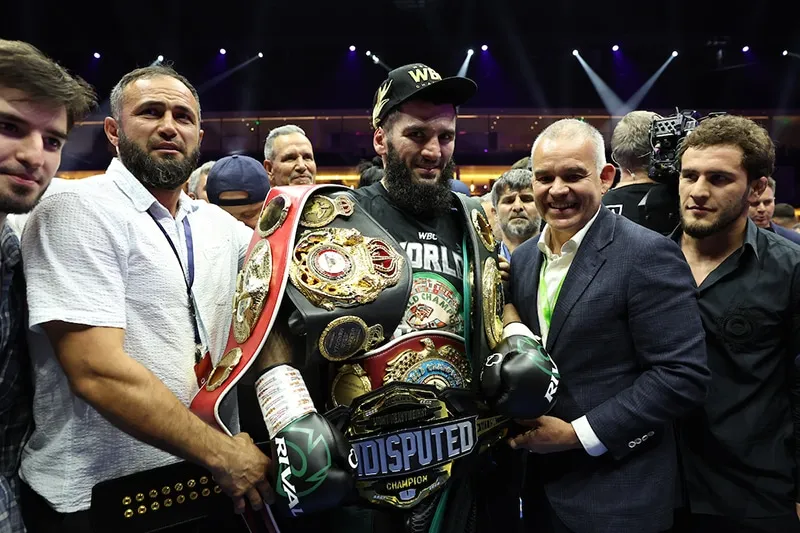 Artur Beterbiev Becomes Undisputed Light Heavyweight Champion - NY FIGHTS