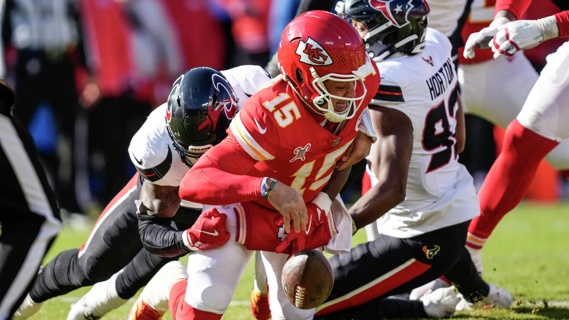 Texans đấu với Chiefs: Houston định ngăn chặn Patrick Mahomes như thế nào