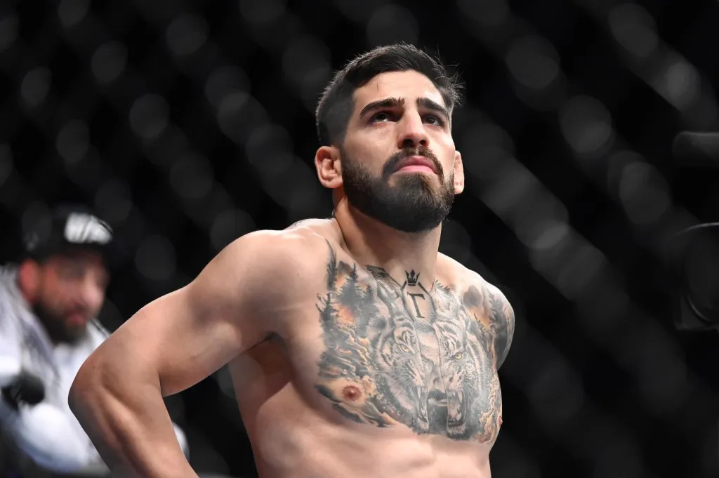 Coach: Topuria beating Charles Oliveira could entice Islam Makhachev