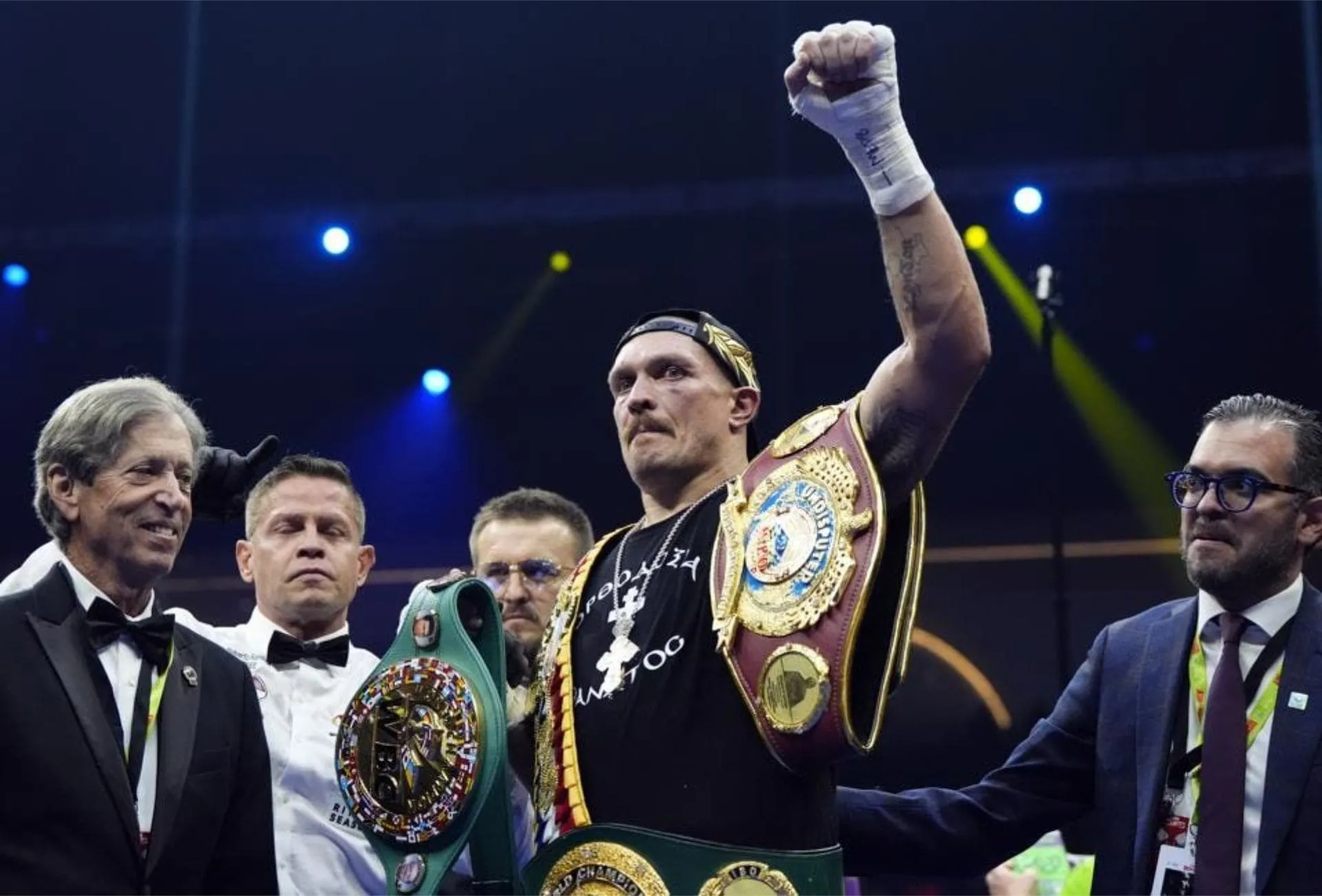 Oleksandr Usyk Owned the Boxing Ring in 2024 - Boxing News