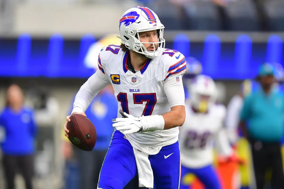 Buffalo Bills Josh Allen Predicted To Light Up Lowly New England Patriots -  Athlon Sports