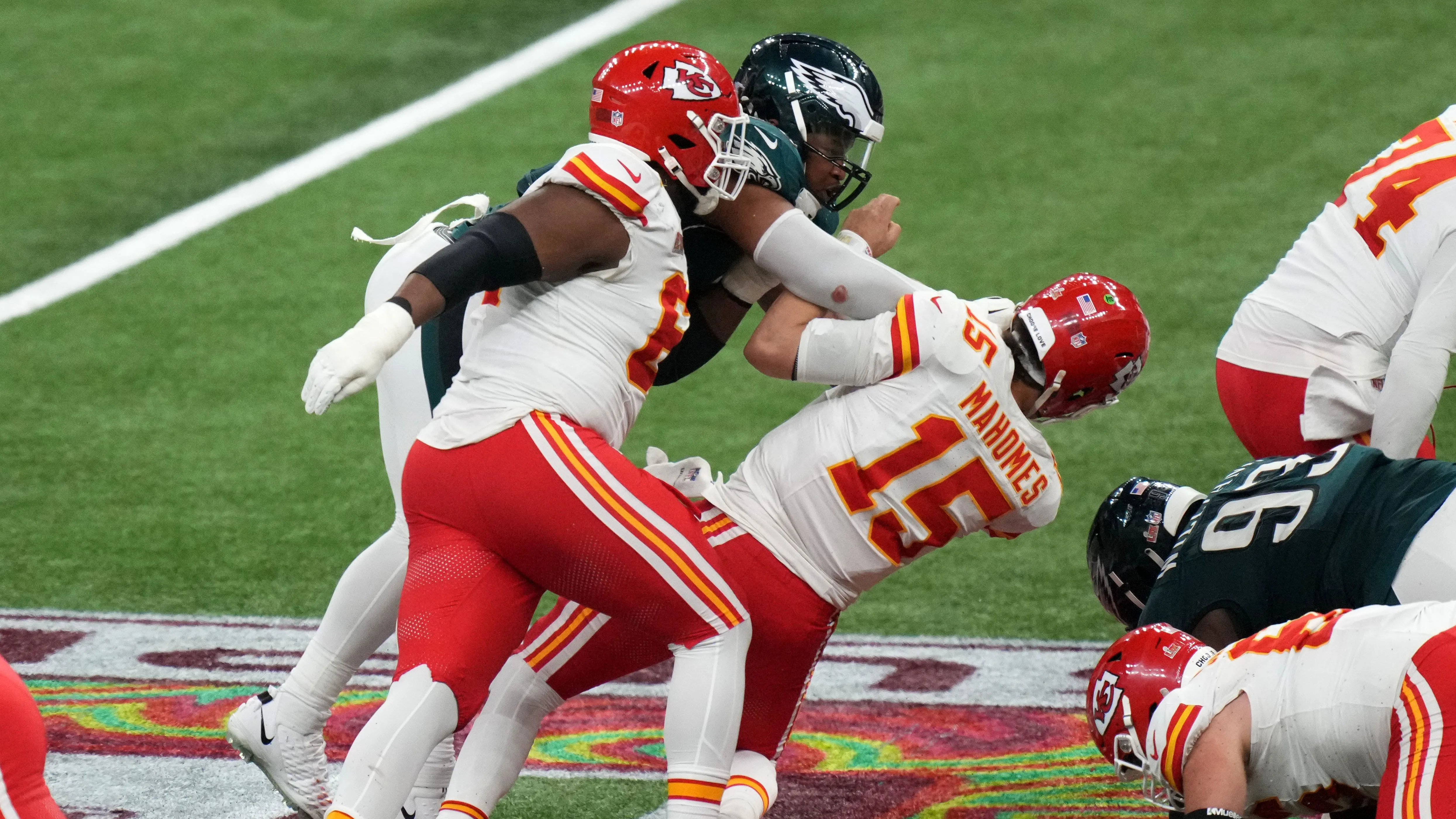 Patrick Mahomes let down by his offensive line in Super Bowl 59 loss