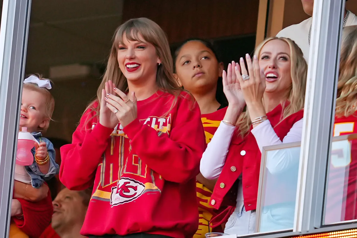 Taylor Swift and Brittany Mahomes Both Faced Backlash at the Super Bowl -  Athlon Sports